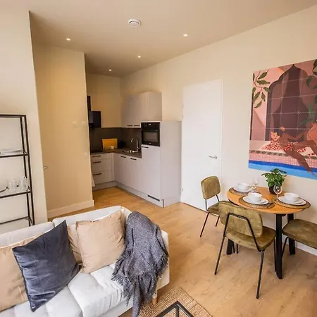 Delightful 2 Bedroom Serviced 54m2 -mst40d- Dom wakacyjny Rotterdam